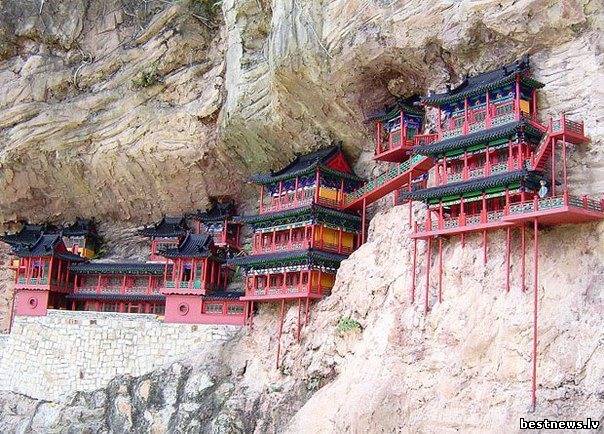 Посмотреть новость Чудесный Висячий монастырь в Китае