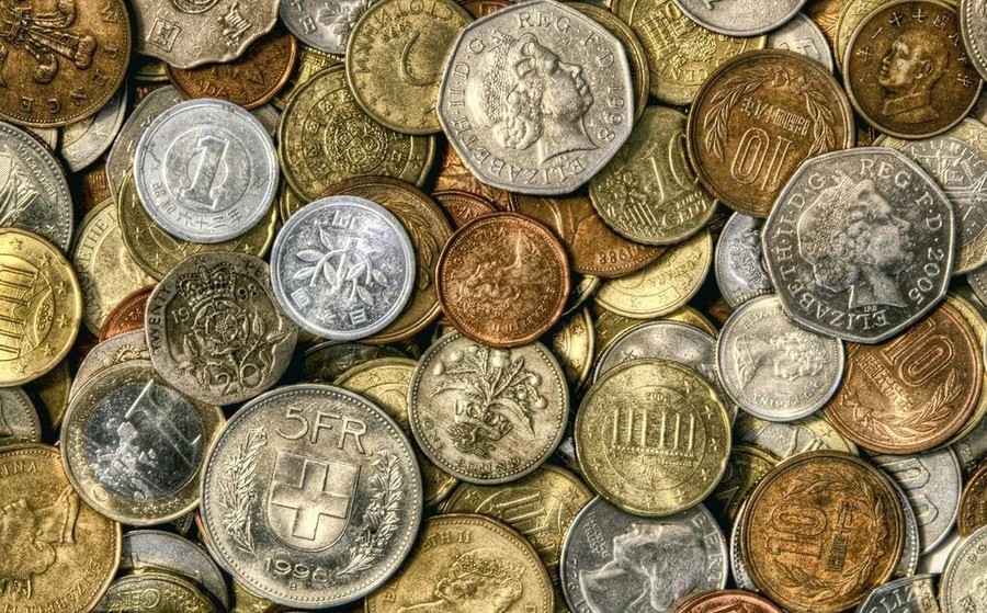 Монеты для нумизматов из разных государств разных времен