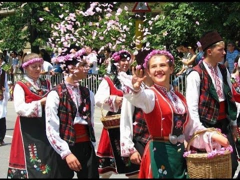 16 апреля – Празднование дня Конституции Болгарии