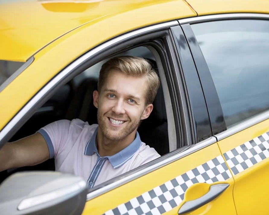 Сайт voditelvtaxi.ru поможет начинающим таксистам